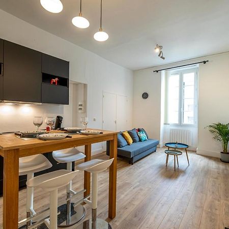 Coeur De Ville, Magnifique Appartement + Parking Pau Esterno foto