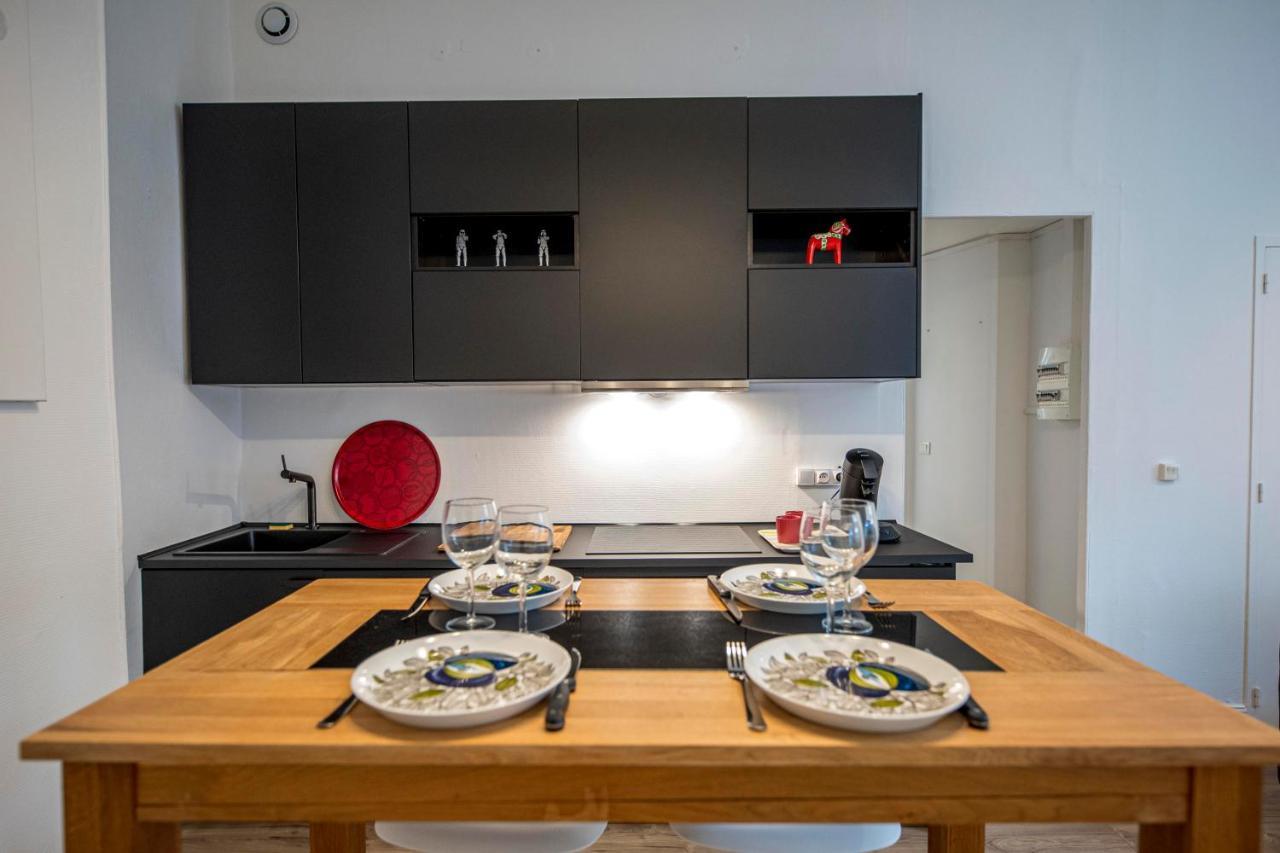 Coeur De Ville, Magnifique Appartement + Parking Pau Esterno foto