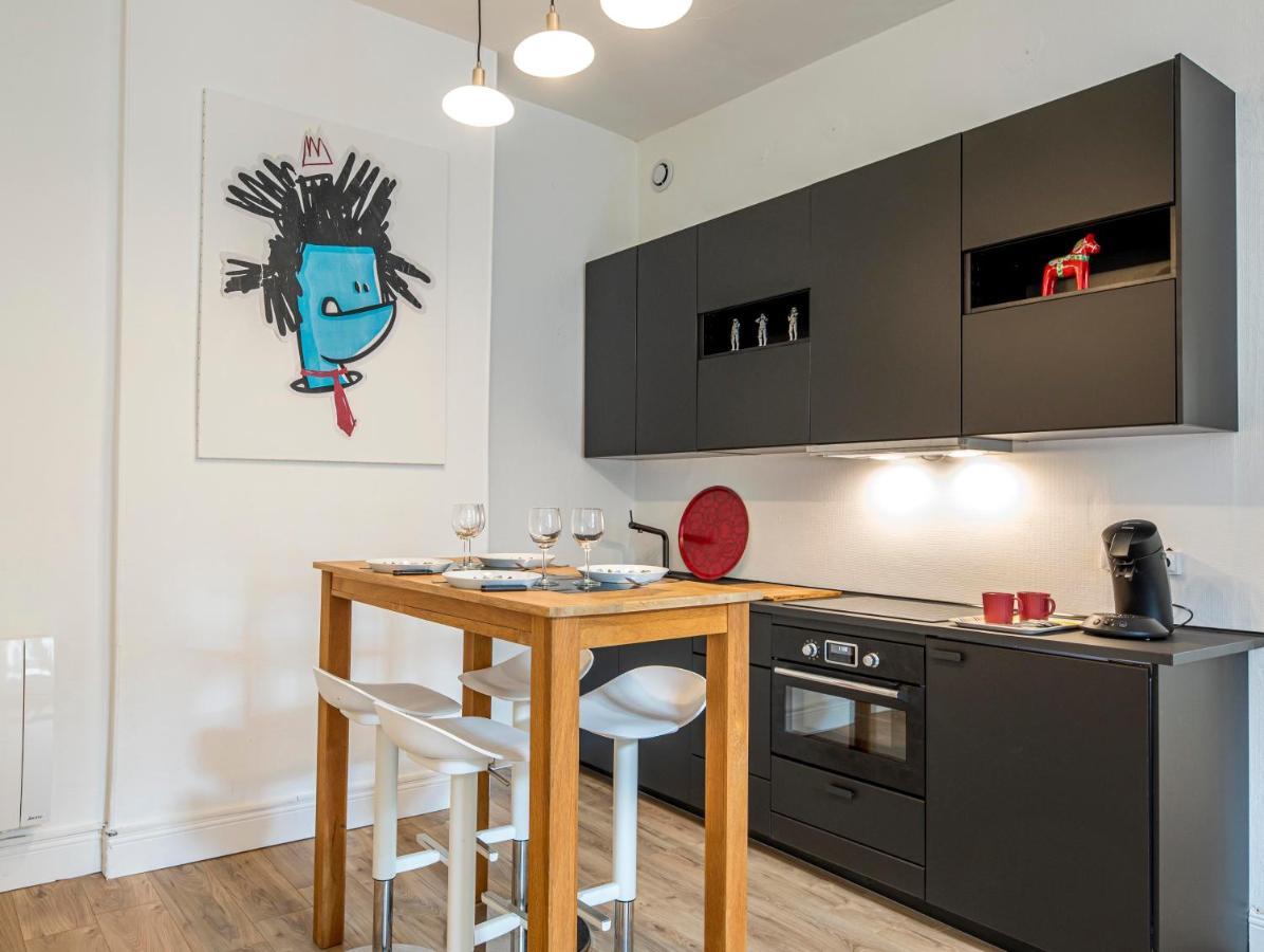 Coeur De Ville, Magnifique Appartement + Parking Pau Esterno foto