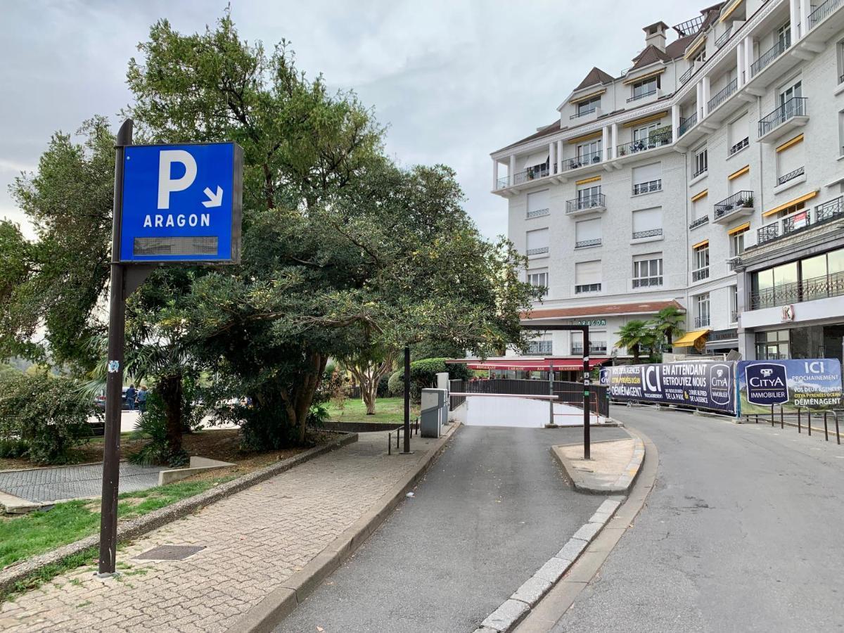 Coeur De Ville, Magnifique Appartement + Parking Pau Esterno foto