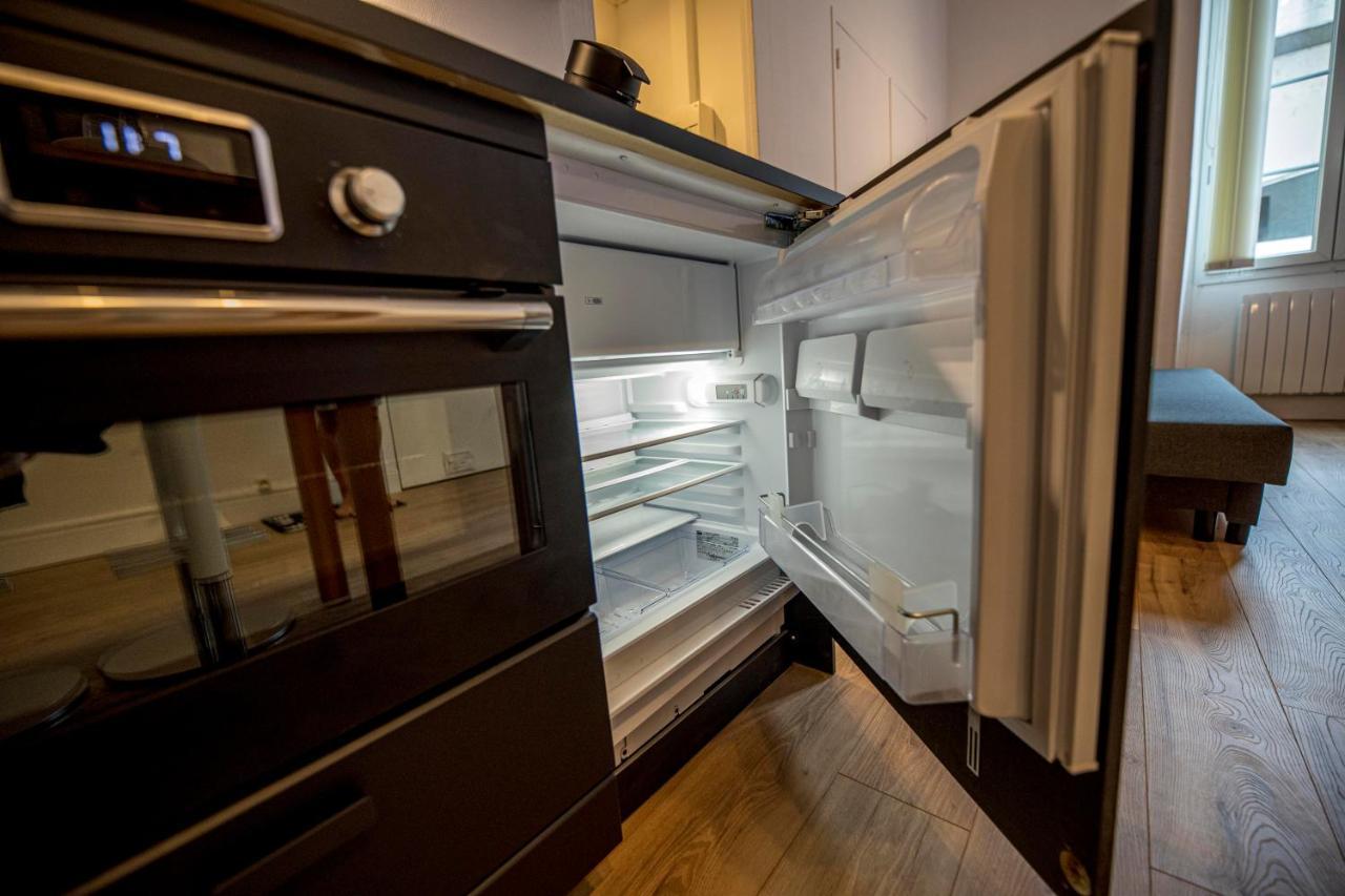 Coeur De Ville, Magnifique Appartement + Parking Pau Esterno foto
